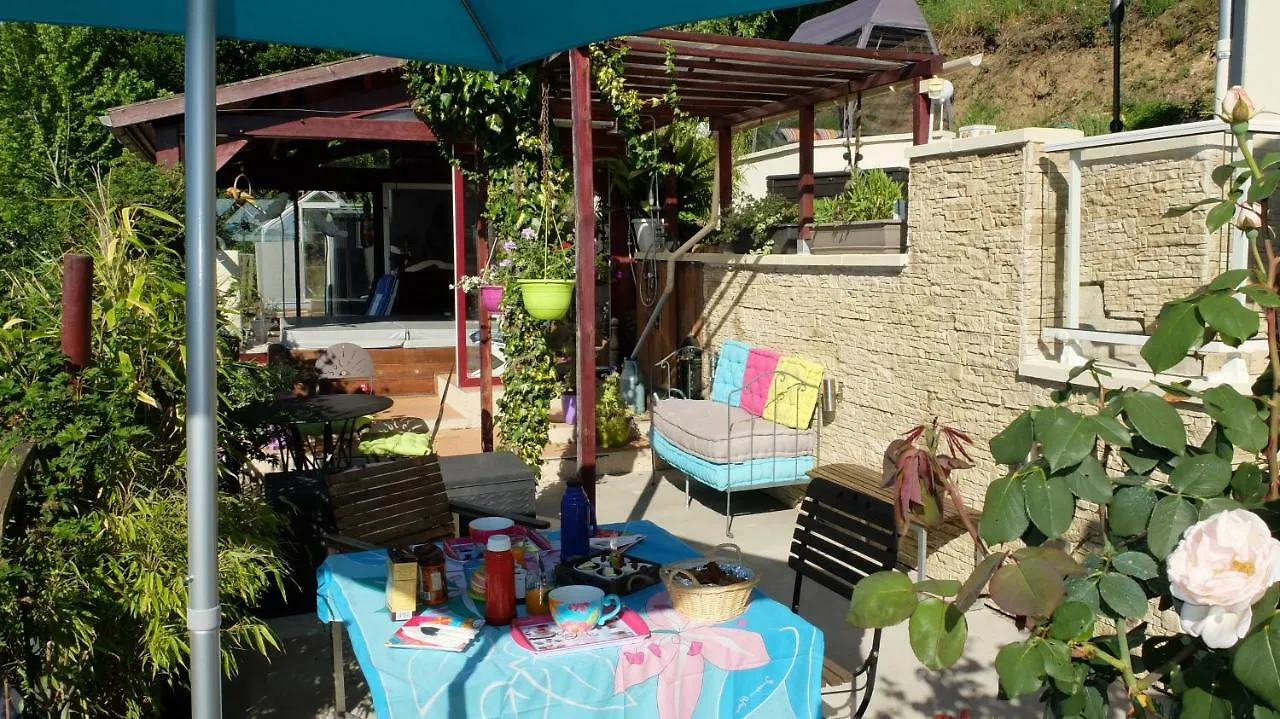 La Cadanise, Suite Etoilee Saint-Éloy-les-Mines Bed & Breakfast